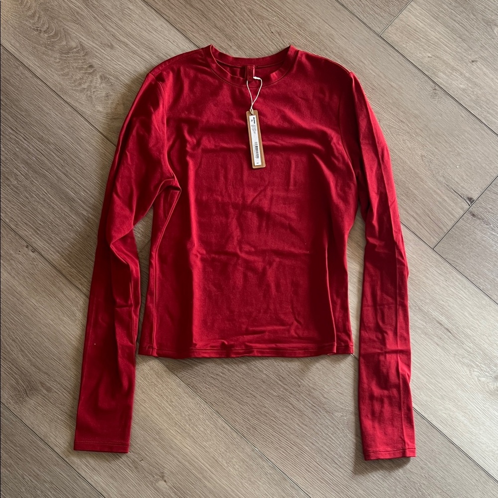 NWT SKIMS COTTON JERSEY LONG SLEEVE T-SHIRT | BRICK | M